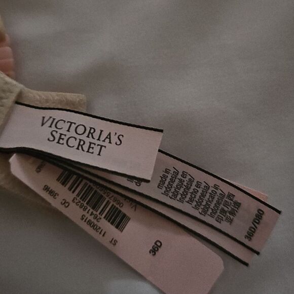 Sexy tee lightly lined demi 36D - Picture 6 of 8